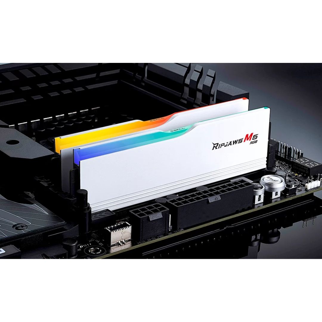 G.SKILL Ripjaws M5 RGB DDR5 64GB (2x32GB) 6000MHz CL36، XMP و EXPO - أبيض