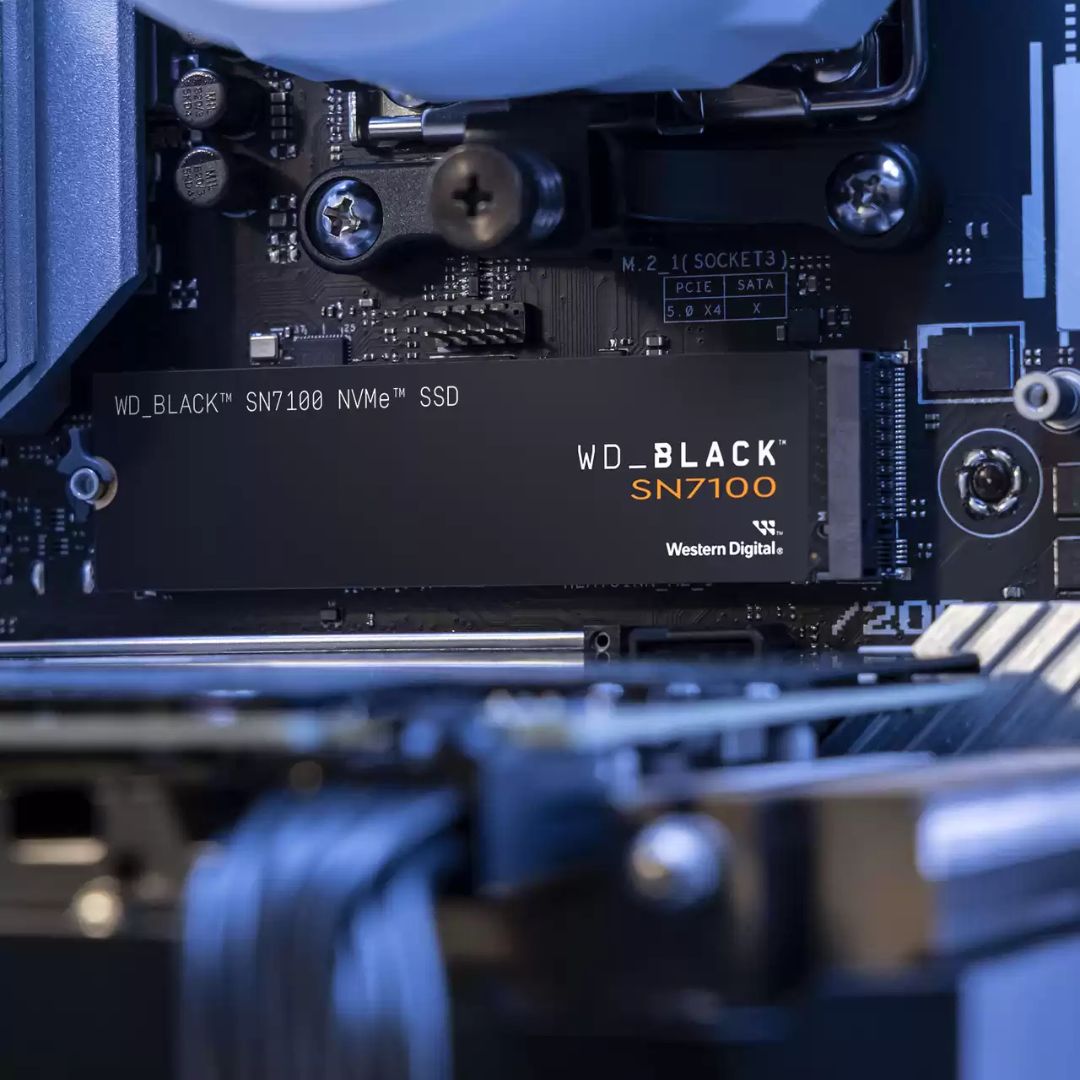 WD BLACK SN7100 2TB , 7250MB/s M.2 NVME , PCIe 4.0